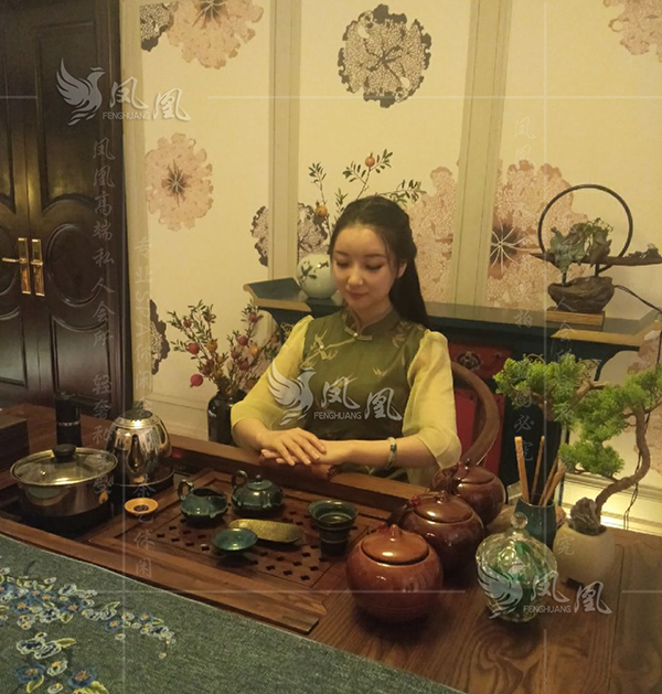 重庆比较不错的男士Spa休闲会馆推荐，这家花样多!项目超多,很到位